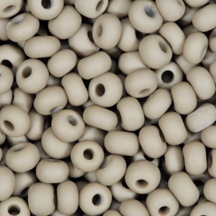 Rocailles satt matt 2,6mm 500g grau