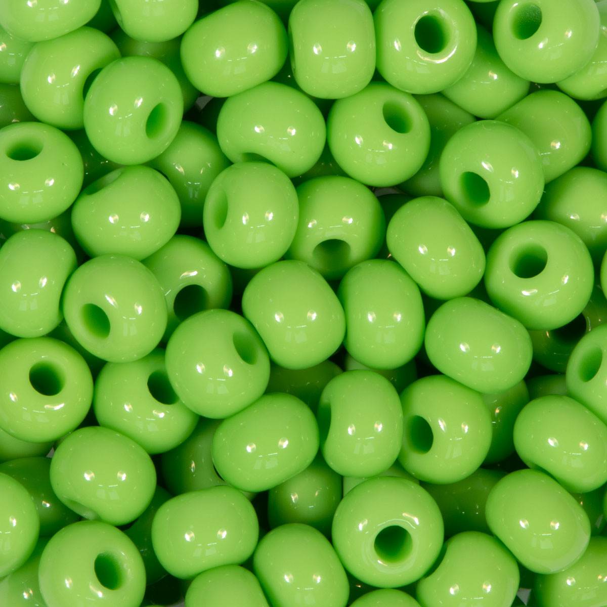 Rocailles satt glänzend 4,5mm 17g lindgrün
